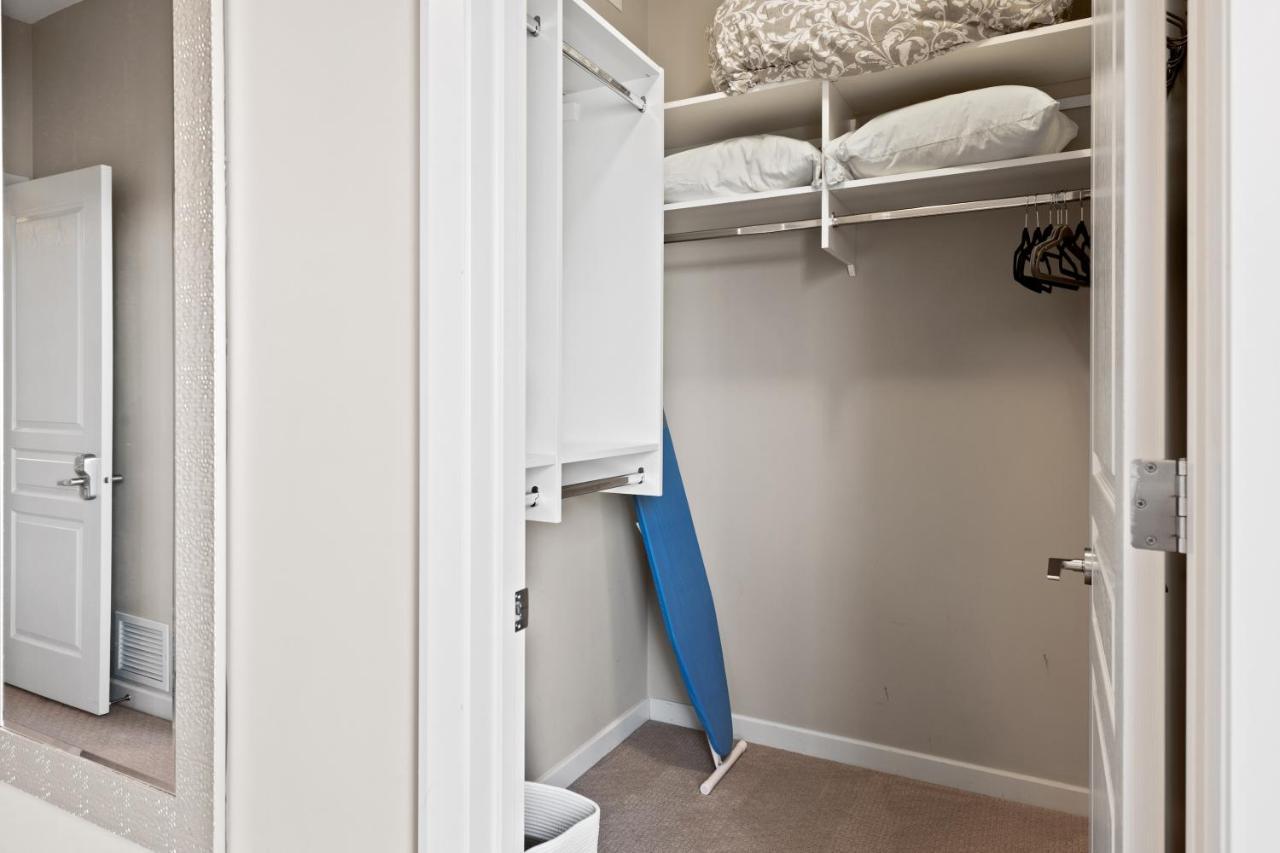Stylish Downtown Condos By Globalstay YYC Exteriör bild