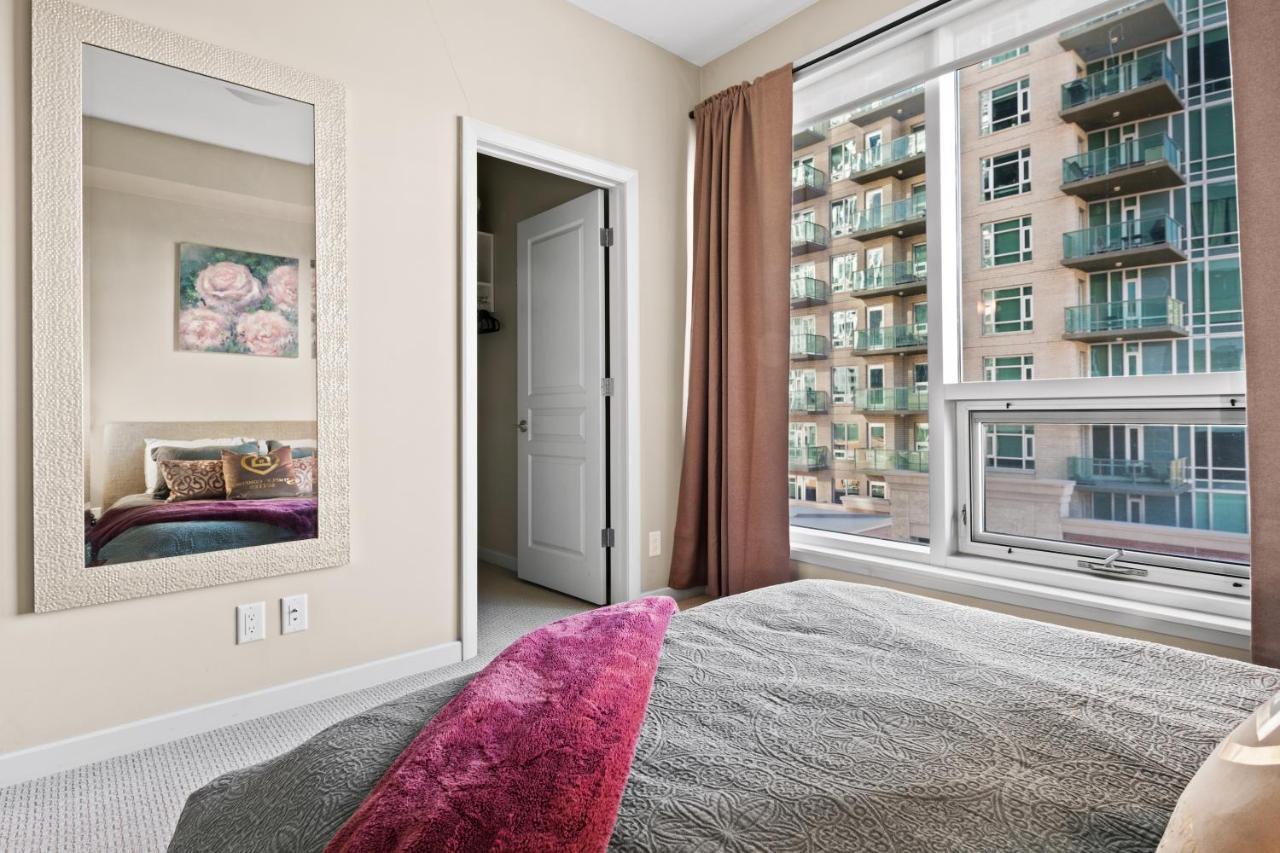 Stylish Downtown Condos By Globalstay YYC Exteriör bild