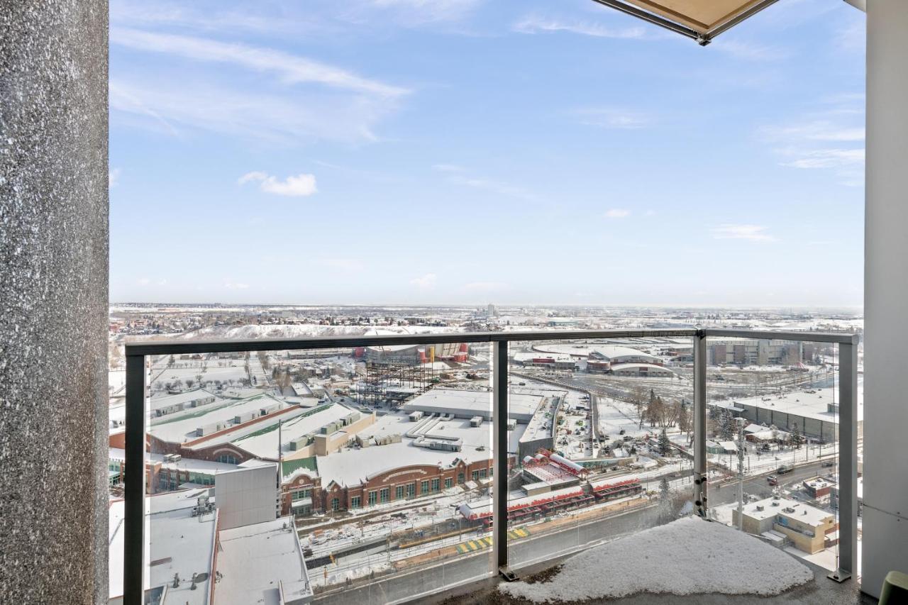 Stylish Downtown Condos By Globalstay YYC Exteriör bild